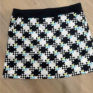 Stylish Black and White Patterned Women's Skort.